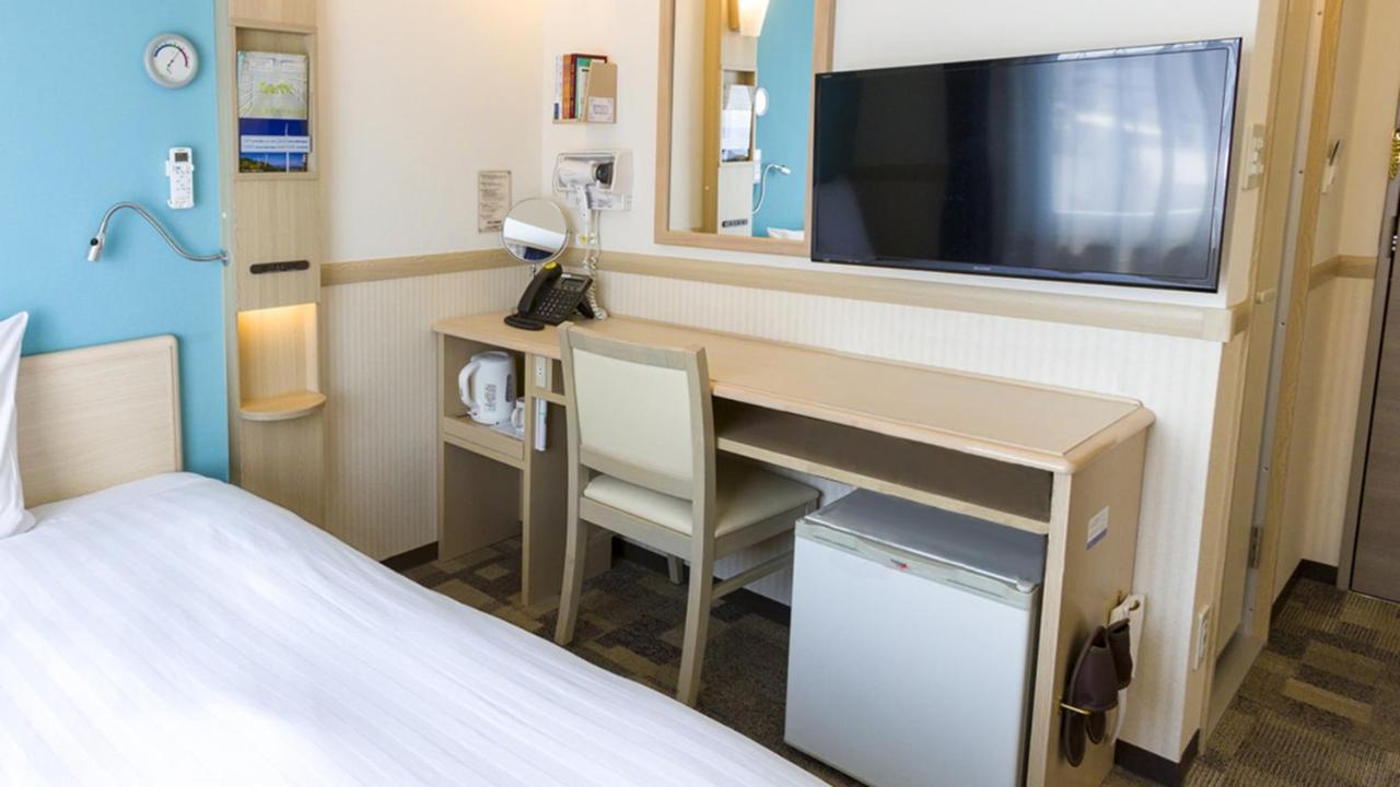 Toyoko Inn Osaka Kadoma-Shi Ekimae Moriguchi Exterior foto